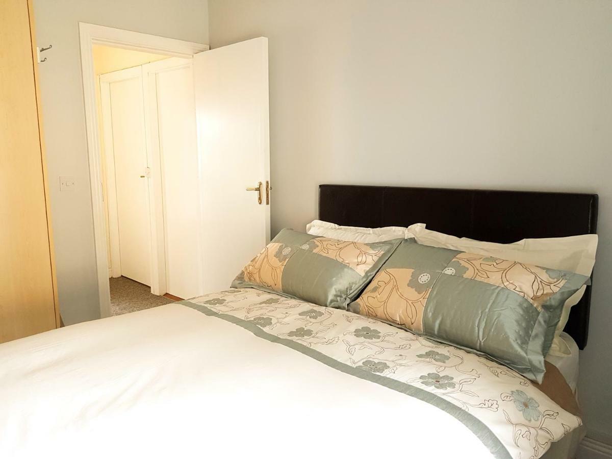 Appartement Townhouse In Centre Of Cobh Extérieur photo