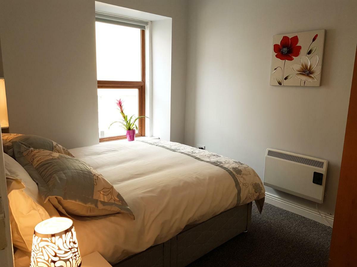 Appartement Townhouse In Centre Of Cobh Extérieur photo