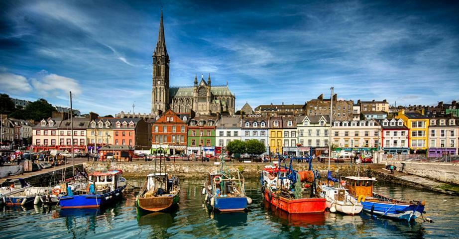 Appartement Townhouse In Centre Of Cobh Extérieur photo